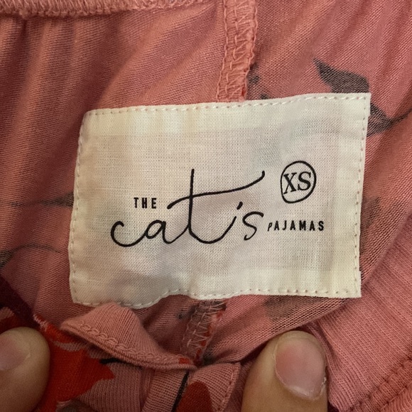 The Cat’s Luxurious Pajamas- Floral - Picture 3 of 4